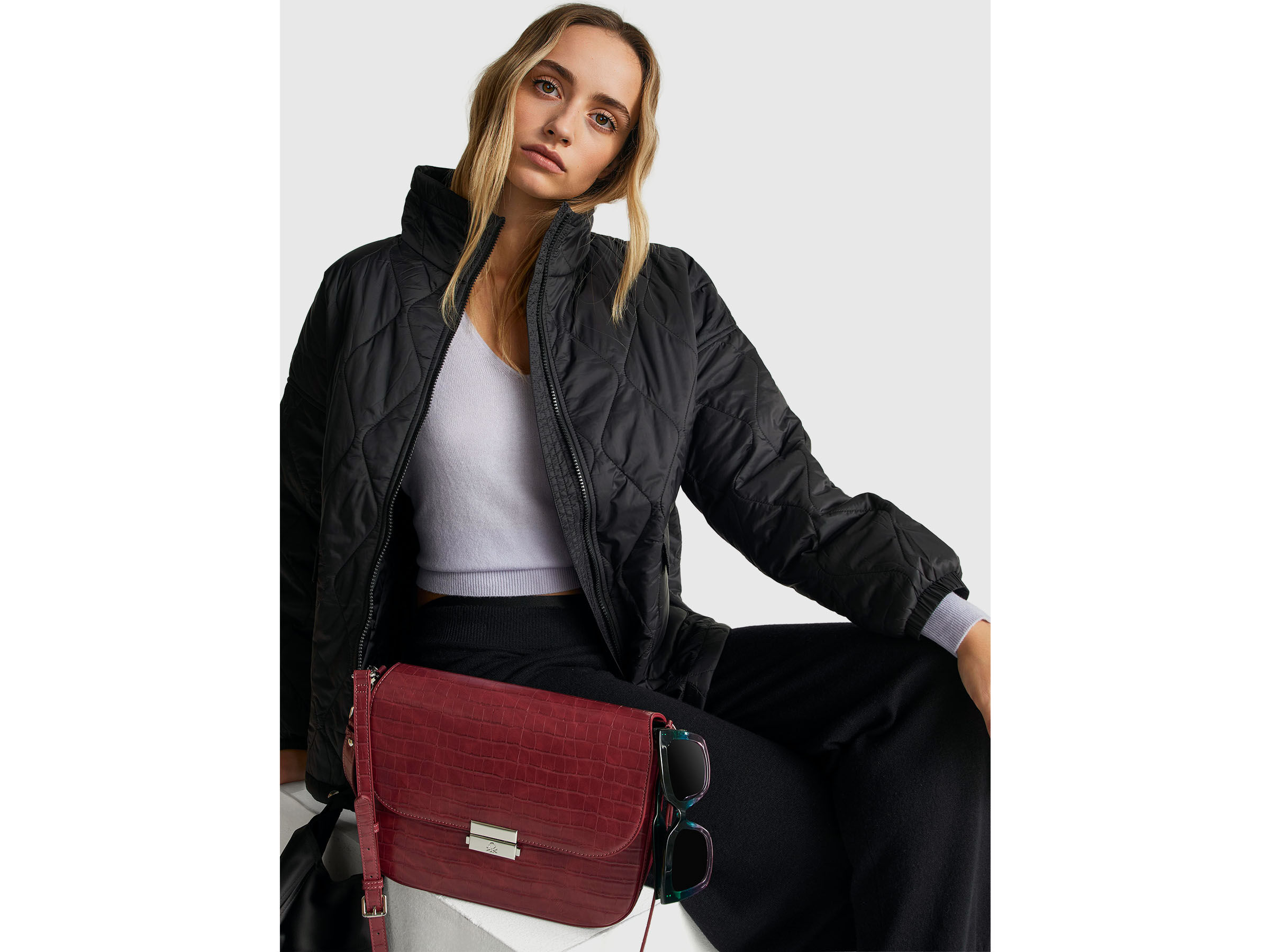 V NECK SWEATER L/S Women image number 3